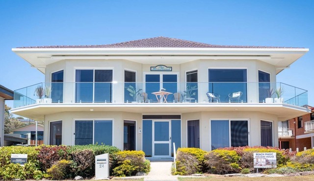 The Headland - Woolgoolga Headland! Pollack Esplanade.