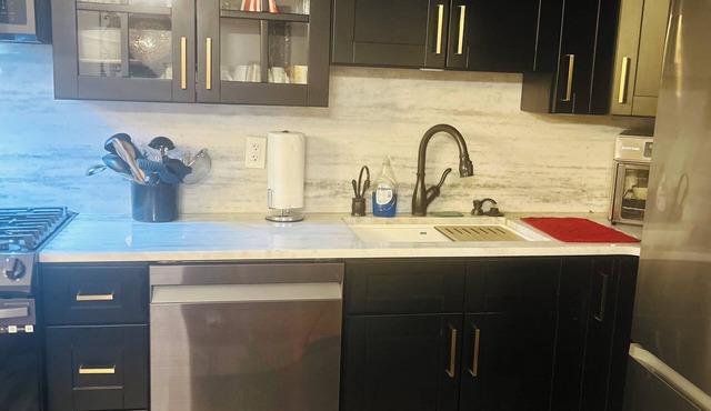 The Healing Haven/Peaceful Retreat in Philadelphia/3BR, 4BA Townhome