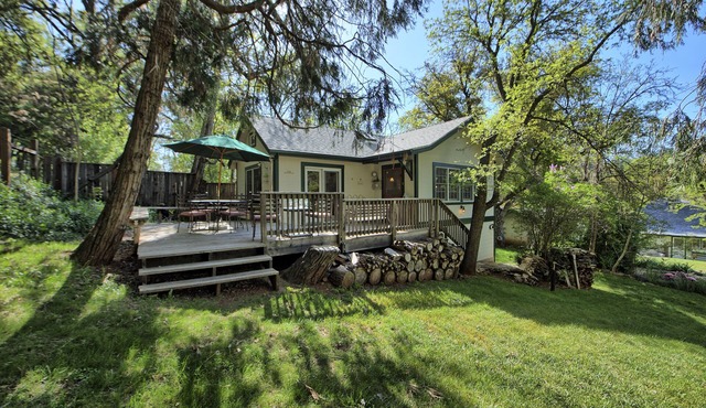 The Heard House - downtown Murphys