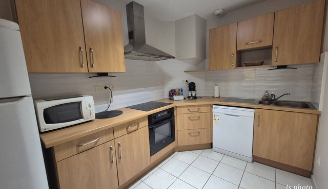 The heart of Albi on your doorstep - secure private parking space