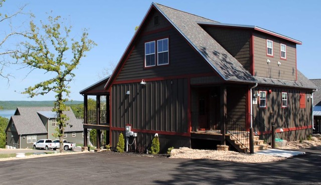 The Heights #14 Luxury Retreat on TRL - 5 Bed, 5.5 Bath, Sleeps 14