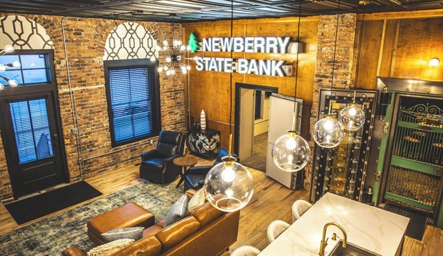"The Heist" Newberry's Premier Place to Stay