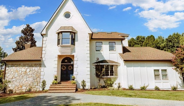 The Hemlock Manor -Elegant Tudor Home w/Pool and Sport Court