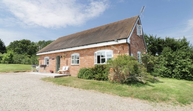 THE HEN HOUSE, pet friendly, with a garden in Bromyard