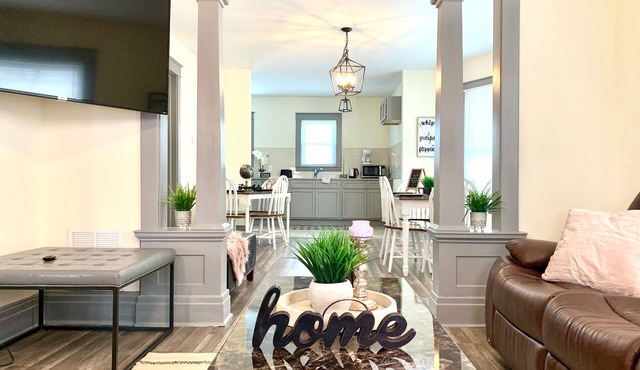 The Hennepin House-Private Yard &Parking