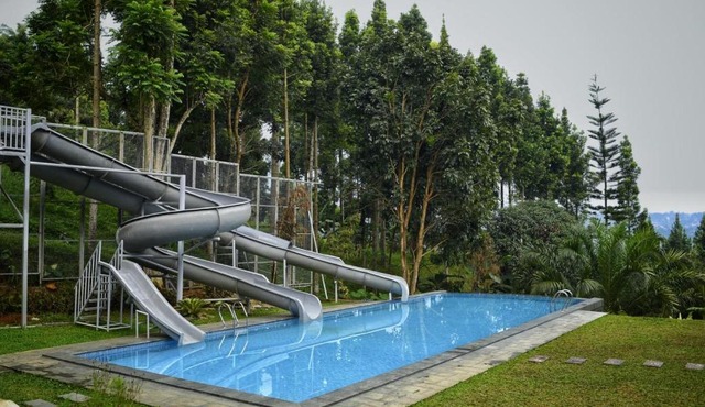 The Hidden Hills Villa