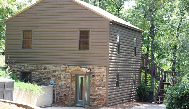 The Hidden Paradise. Rustic lake cabin located on the Big Tallapoosa River.