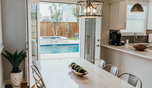 The Hideaway at Knox Henderson + Pool + Hot Tub