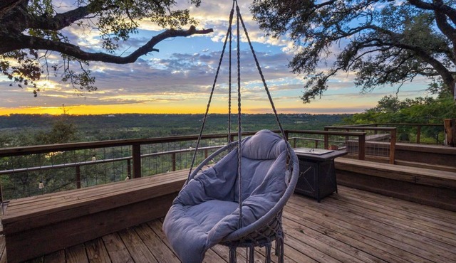 The Hideaway at Stillhouse Hollow: A Cozy 3/3- Breathtaking Sunsets, Belton, TX
