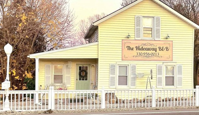 The Hideaway Boujee Farmhouse lots to do and Love