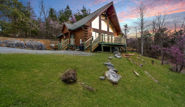 The Hideaway Cabin-Piney Flats- Tri-Cities- Bristol Motor Speedway