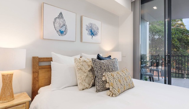 The Hideaway - Newcastle CBD Apartment