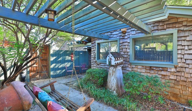 The Hideout - A Sayles Ranch Guesthouse