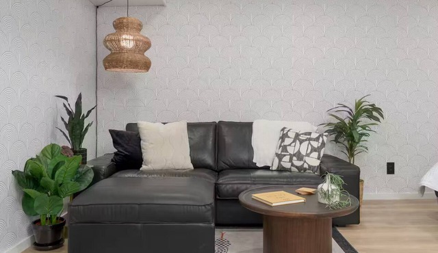 The Hideout-MidCentury MidTown