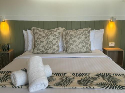 The Highlander Motel - 24HR Check In