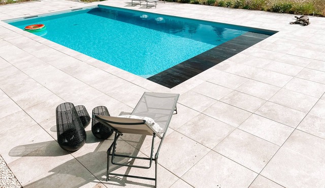 The Hill- Appartement de Vacance Avec Piscine Chauffée