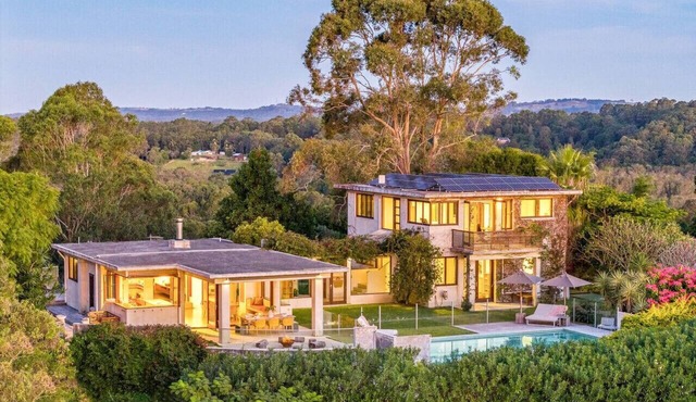 The Hill House Hinterland Haven