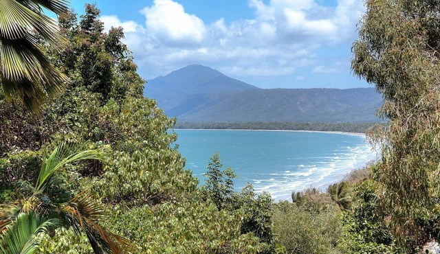 The Hill Villa 2 Port Douglas