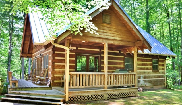 The Hilltop: 6 Minutes to Hiking, Casino & Golf