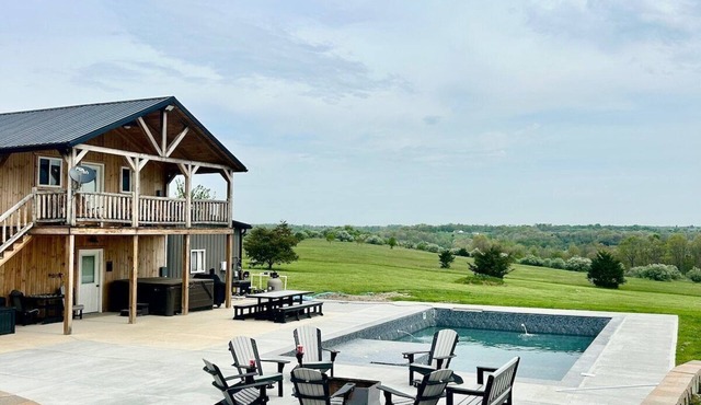 The Hilltop at Puritan Ridge | Outdoor Pool
