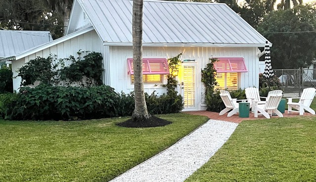 The Historic Coquina Cottages C is 2 Blocks to the Beach, 5th Avenue and 3rd St.
