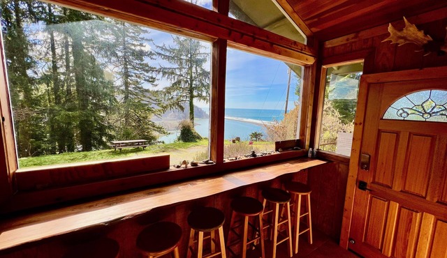 The Historic Requa Inn