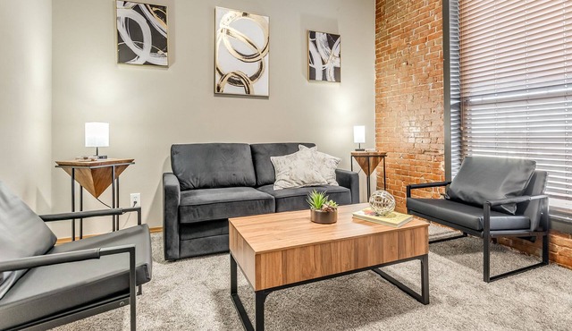The Historic Urban Retreat!