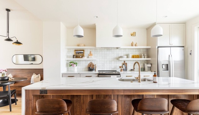 The Hive \V/ New Greystone with Downtown Views