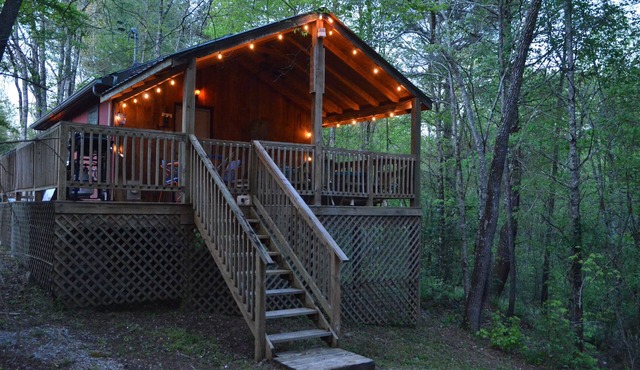 The Hiwassee Cabin at Starr Mountain Retreat