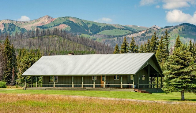 The Hoback Saloon Experience: Where Western Heritage Meets Refined Luxury
