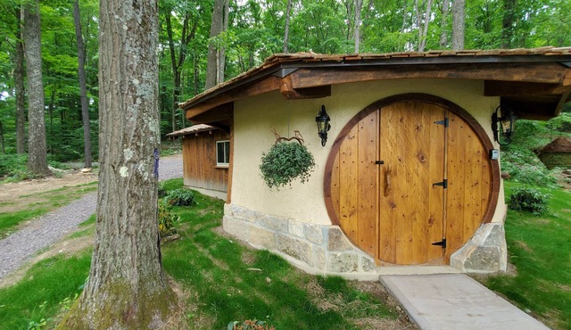 The Hobbit House - Romance Straight From The Shire