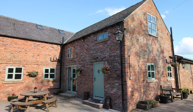 The Hoglets 1 - 2 bedroom Property