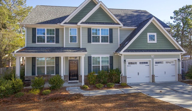 The Holiday House - 5 Bedroom Pinehurst Home