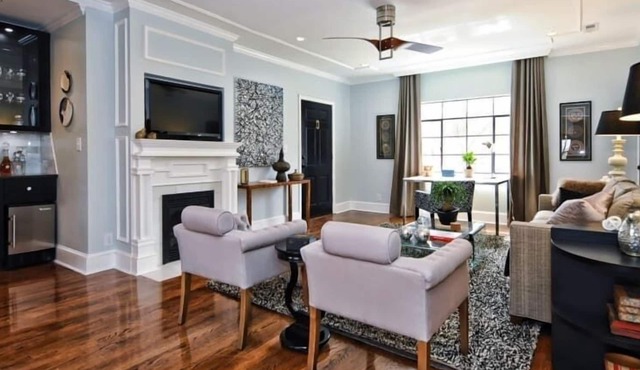 The Home Collection: Modern Myers Park 2BR Condo · Free Parking · Near Uptown & Atrium