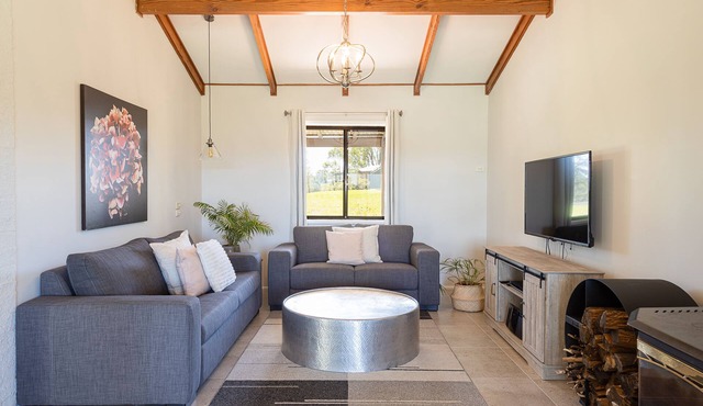 The Homestead @ Hunter Gleann- Oh those views and the fabulous pool.