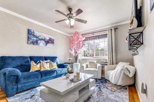 The Homestead Luxury Cozy 2BR Apartment in Nacogdoches Near SFA University and Downtown Pet Friendly Business Ready Extended Stays Welcome with Self Check In High Speed WiFi Full Kitchen In Unit Laundry Private Parking and Quiet Comfort