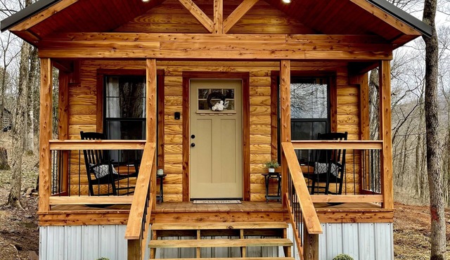 The Hoot Owl Cabin on The Mulberry River