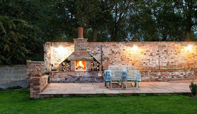 The Hop Kiln and The Hayloft are two unique and attractive holiday lets