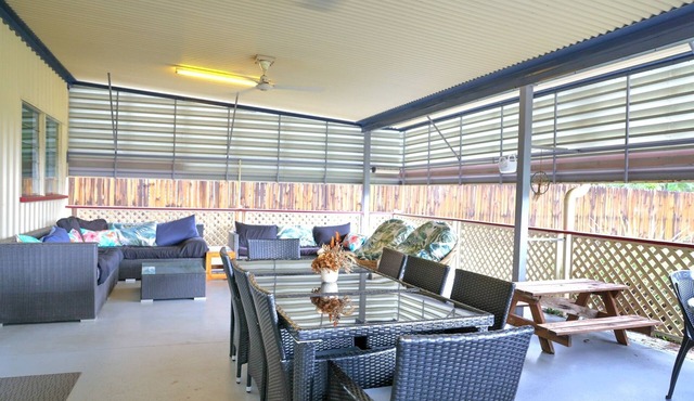 The Hopeful Hut: Family, Pets & Fishing! Welcome to Your Beachside Escape :)