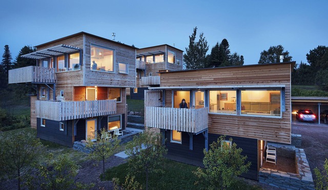 The Horizon- Award Winning- Sauna Available for a fee