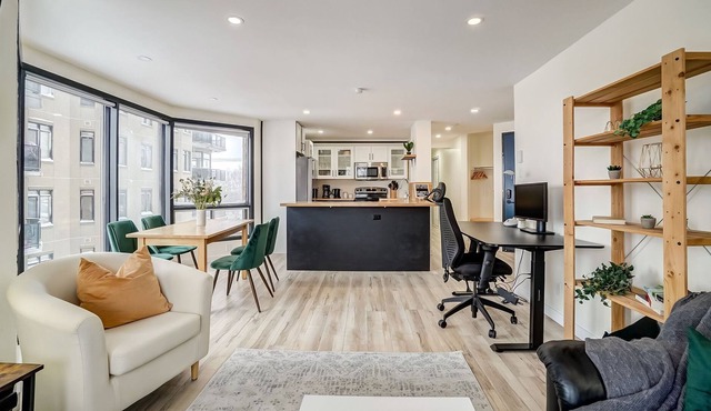 The Hour Glass | No Service Fees | Gatineau Park