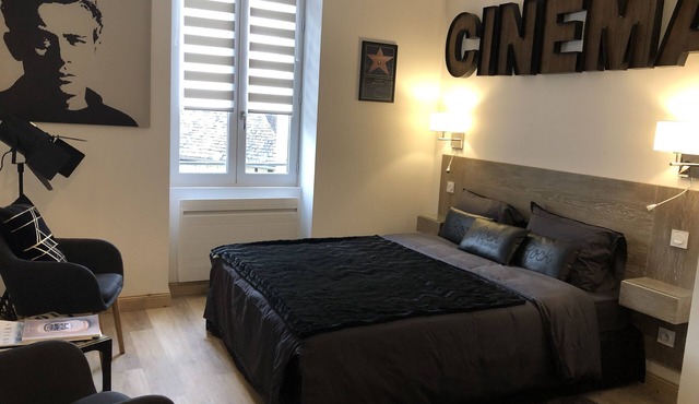 The Houses of Périgord "Côté Cinéma