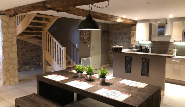 The Houses of Périgord "Remparts side"