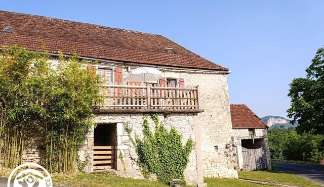 The House - LACAVE - Gîte