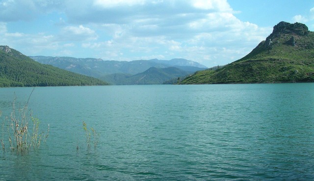THE HOUSE OF THE VALLEY. Central zone of Cazorla Natural Park, Segura and Las Villas