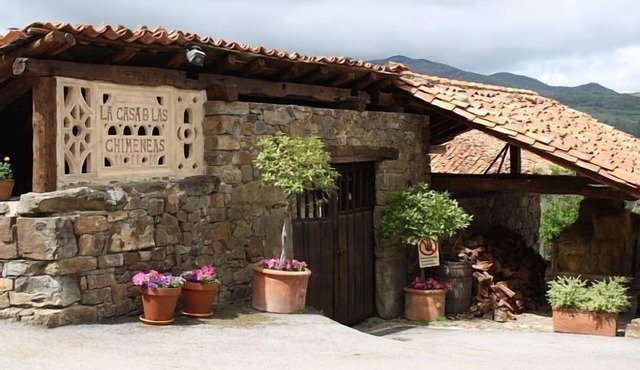 The House of the Chimneys for 4 people