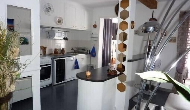 The House of Yvette La Crau