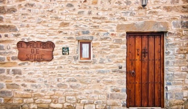 The Houses of Satué (PALLARÓN-BORDA-CASAS DEL GOLF) this is El Pallarón