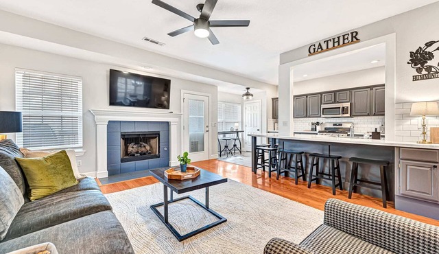 The Hummingbird House-Coler Creek Dream Location