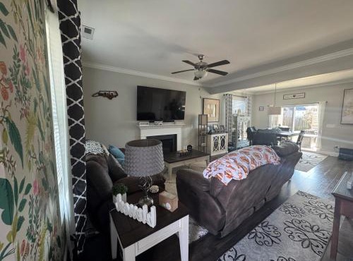 The Hunt Hideaway